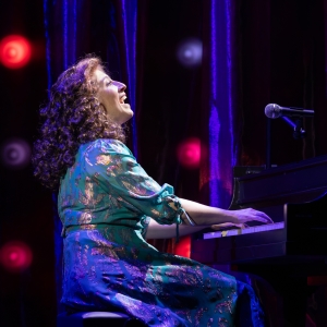 Photo: First Look At BEAUTIFUL " THE CAROLE KING MUSICAL At Walnut Street Theatre Photo