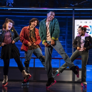 Video: Cast of Kimberly Akimbo Kimberly Akimbo Shares Secret to Onstage Ice Skating Photo