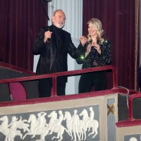 Video: Neil Diamond Performs 'Sweet Caroline' at Opening Night of A BEAUTIFUL NOISE Video