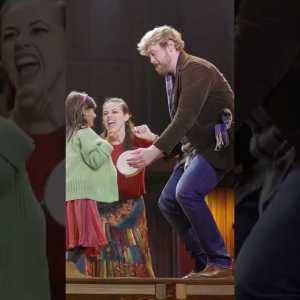 Video: Cast Performs 'Ej Pada Pada' from Casa Mañana's ONCE Video