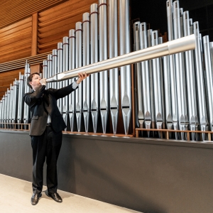 Organist Paul Jacobs Appears as Soloist With Edmonton Symphony Orchestra Photo