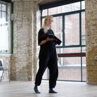 VIDEO: First Look at MUM, Beginning Performances at Theatre Royal Plymouth This Week Video