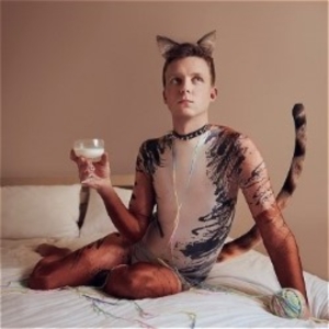 EDINBURGH 2023: Review: HOW TO LIVE A JELLICLE LIFE: LIFE LESSONS FROM THE 2019 HIT M Photo