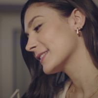 VIDEO: Olivia Moore Sings 'Hopelessly Devoted To You' From GREASE Video