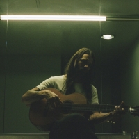 Saunder Jurriaans Releases Psychedelic, 360-Degree Video For 'All Just Talkin' Photo