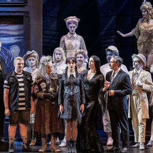 THE ADDAMS FAMILY Tour Comes To The Peoria Civic Center In June Photo