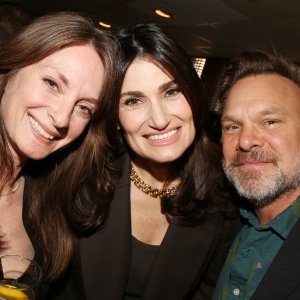 Photos: Idina Menzel Receives Portrait at Sardi's Photo
