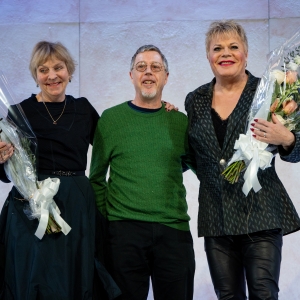 Photos: Eddie Izzard Takes Opening Night Bows in HAMLET Photo