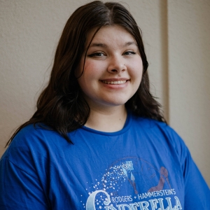Amelia Warnock - Vocal Ensemble Newsie / Borough Newsie / Refuge Kid/ Run Crew