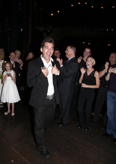Photo Coverage: WHITE CHRISTMAS Gypsy Robe Ceremony  Image
