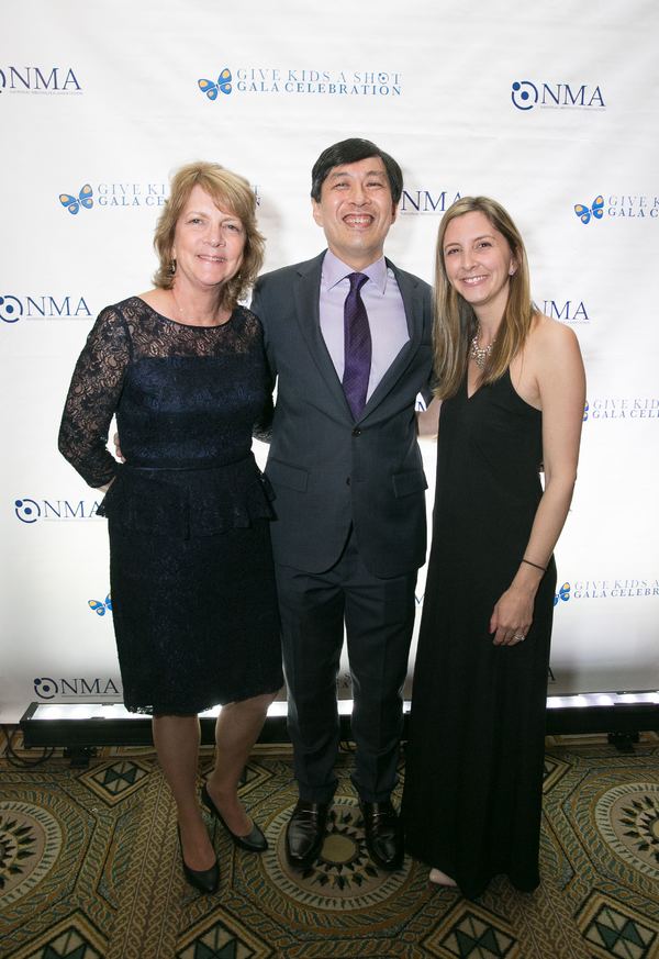 Photo Flash: NMA's 'Give Kids a Shot' Gala Honors Super Bowl MVP Deion Branch  Image