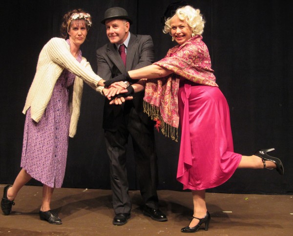 Photo Flash: Granite Theatre Presents ANNIE!  Image