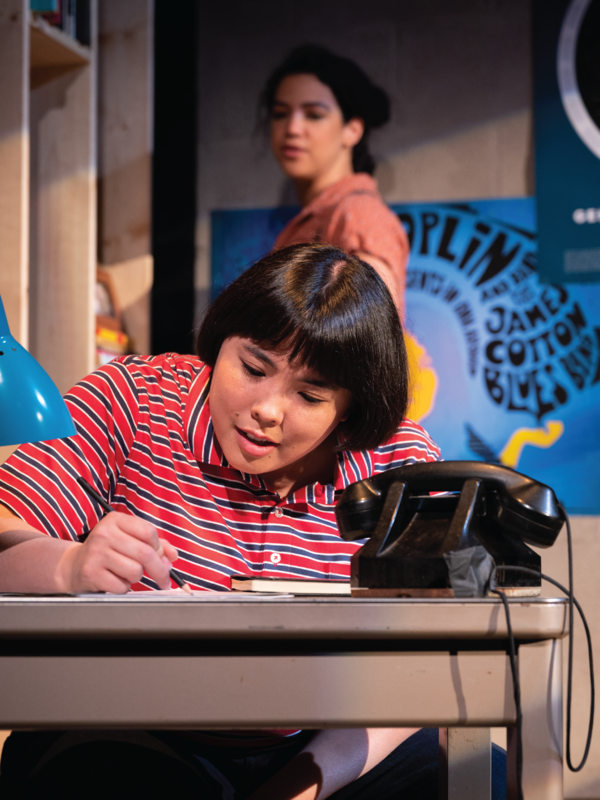 Photos: First Look at FUN HOME at 42nd Street Moon  Image