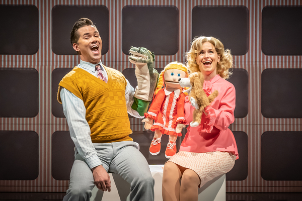 Photos: First Look at Andrew Rannells & Katie Brayben in TAMMY FAYE World Premiere  Image