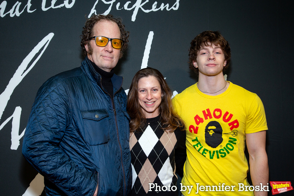 Photos: On the Red Carpet at Opening Night of A CHRISTMAS CAROL  Image