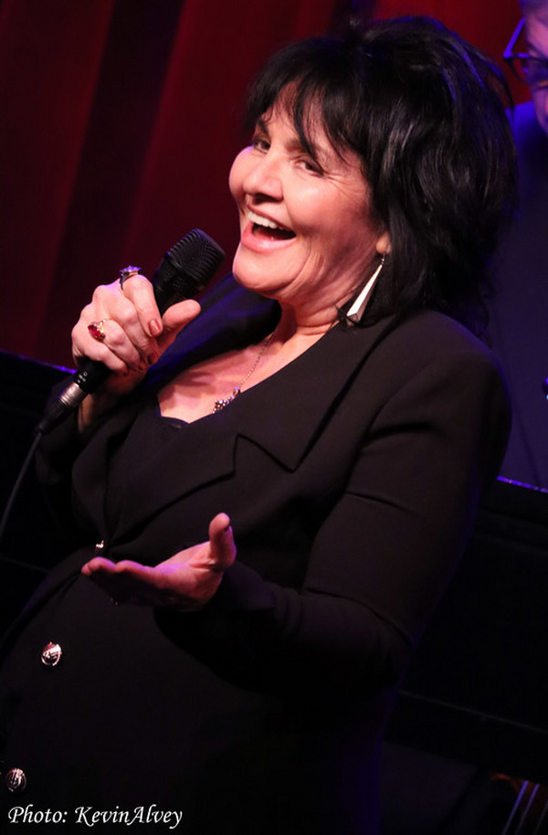 Photos: Lina Koutrakos Packs Birdland With ONE NIGHT ONLY  Image
