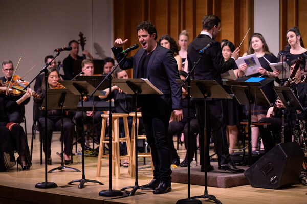Santino Fontana Photo