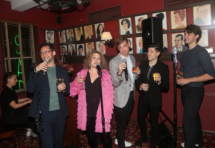 Jed Resnick, Donna Vivino, Nic Rouleau, Sean Burns and Liam Pierce Photo