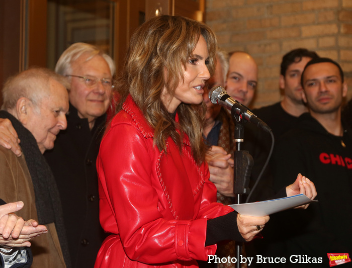 Photos: CHICAGO Receives Plaque at the Ambassadors Theatre For 27th Anniversary  Image