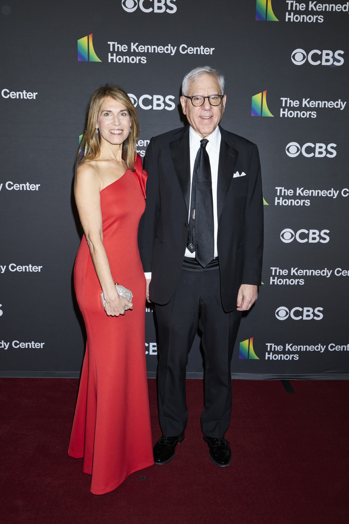 Photos: Inside the Kennedy Center Honors, Honoring Billy Crystal, Renée Fleming, Barry Gibb, Queen Latifah, and Dionne Warwick  Image