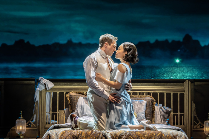 Photos: THE GREAT GATSBY in London's West End  Image
